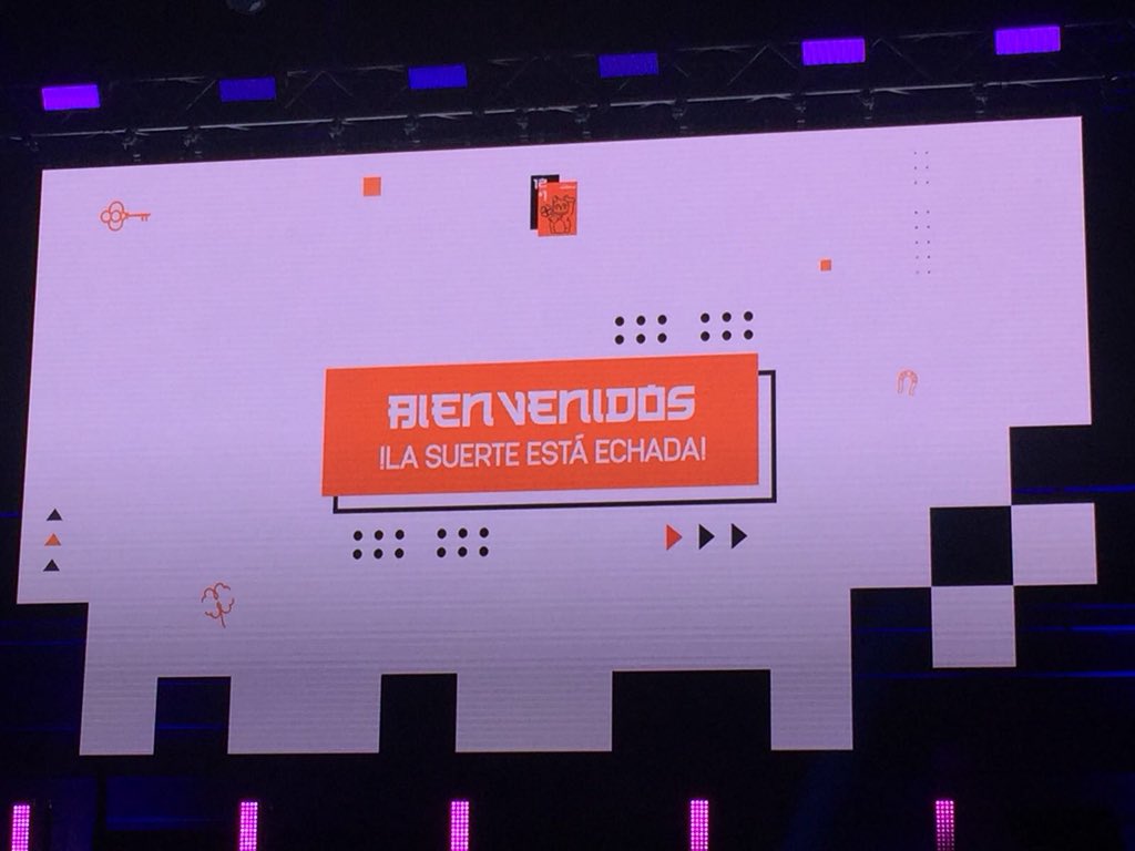 flash2flash's tweet photo. Estamos en la 13º edición de los #premioseventoplus como finalistas en la categoría de mejor nuevo producto! 🙌🏼@grupoeventoplus Parte del equipo de #flash2flash en el Pabellón Multiusos Madrid Arena. Seguiremos contando... 😏 #Letsflash https://t.co/rZ9vv1WV0L