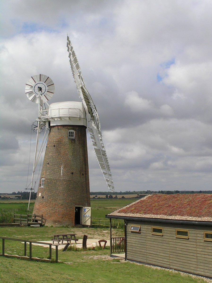 It's lovely weather to go and visit a mill this weekend. Trust mills open with refreshments available: @OldBuckWindmill - Sunday 13.00 - 16.00 Wicklewood Mill - Sunday 13.00 - 16.00 Stracey Arms Mill - all day both days Hardley Mill