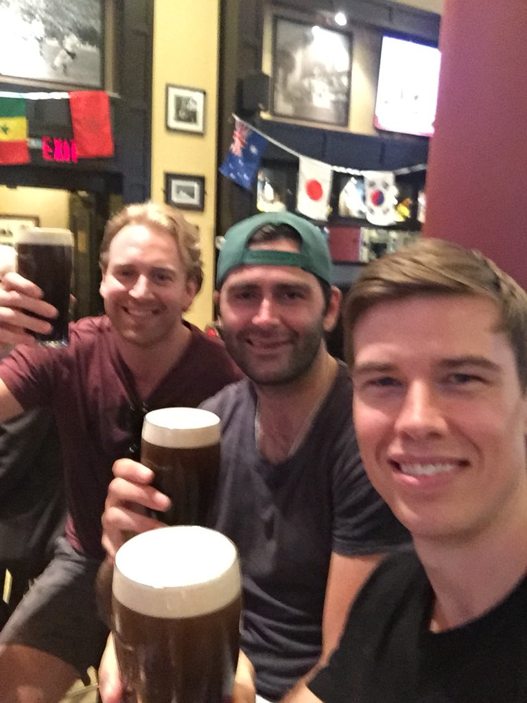 jeffreybreeze's tweet image. Reunion with a few legends in the 6ix  🔥 @Clarke_cohockey @MachinegunLaury #WaughsyTheBigCat ... &amp;amp; best of luck to Morgan on his tournament in Boston 🤘🏼