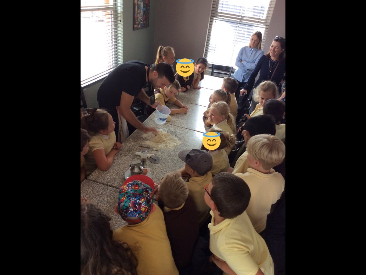 TheRichmondPri's tweet photo. #Worldskitchen #Marios #Italian #Skegness Year 3 had a wonderful treat this week! A demonstration on how to make authentic Italian pasta. https://t.co/n4RwqE1Qlh