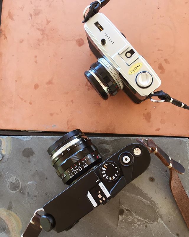 davidjamesfarr1's tweet photo. Photo walks with @drewfarr_ in LA 😎 https://t.co/e9LCIt1N7s https://t.co/OtwSUBhGaD