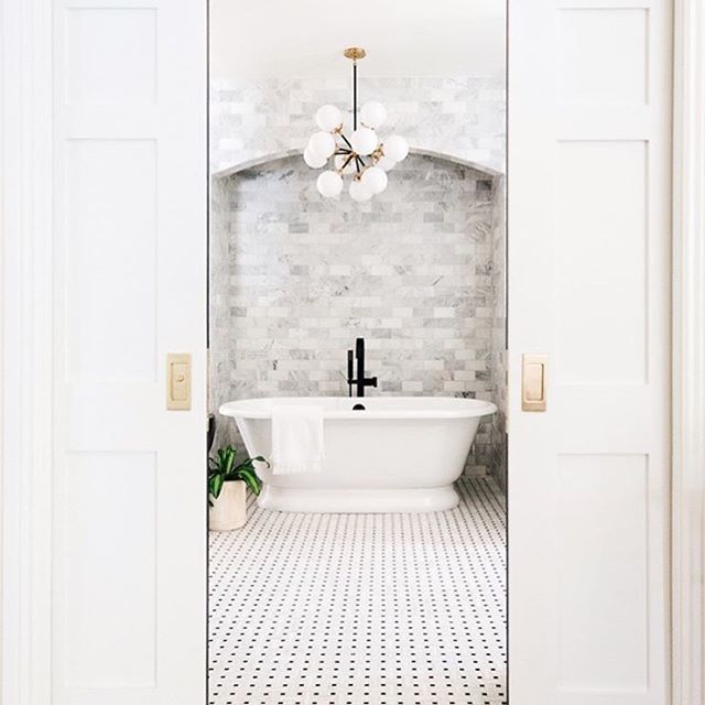 ANN SACKS (@annsacks) on Twitter photo If only all doors opened to a bathroom THIS GOOD ๐. Repost: <a href="/callemore/">Natasha Taoum</a> Design: @lexigracedesign Image: @rennaihoefer ift.tt/2u89NJl If only all doors opened to a bathroom THIS GOOD ๐. Repost: <a href="/callemore/">Natasha Taoum</a> Design: @lexigracedesign Image: @rennaihoefer ift.tt/2u89NJl