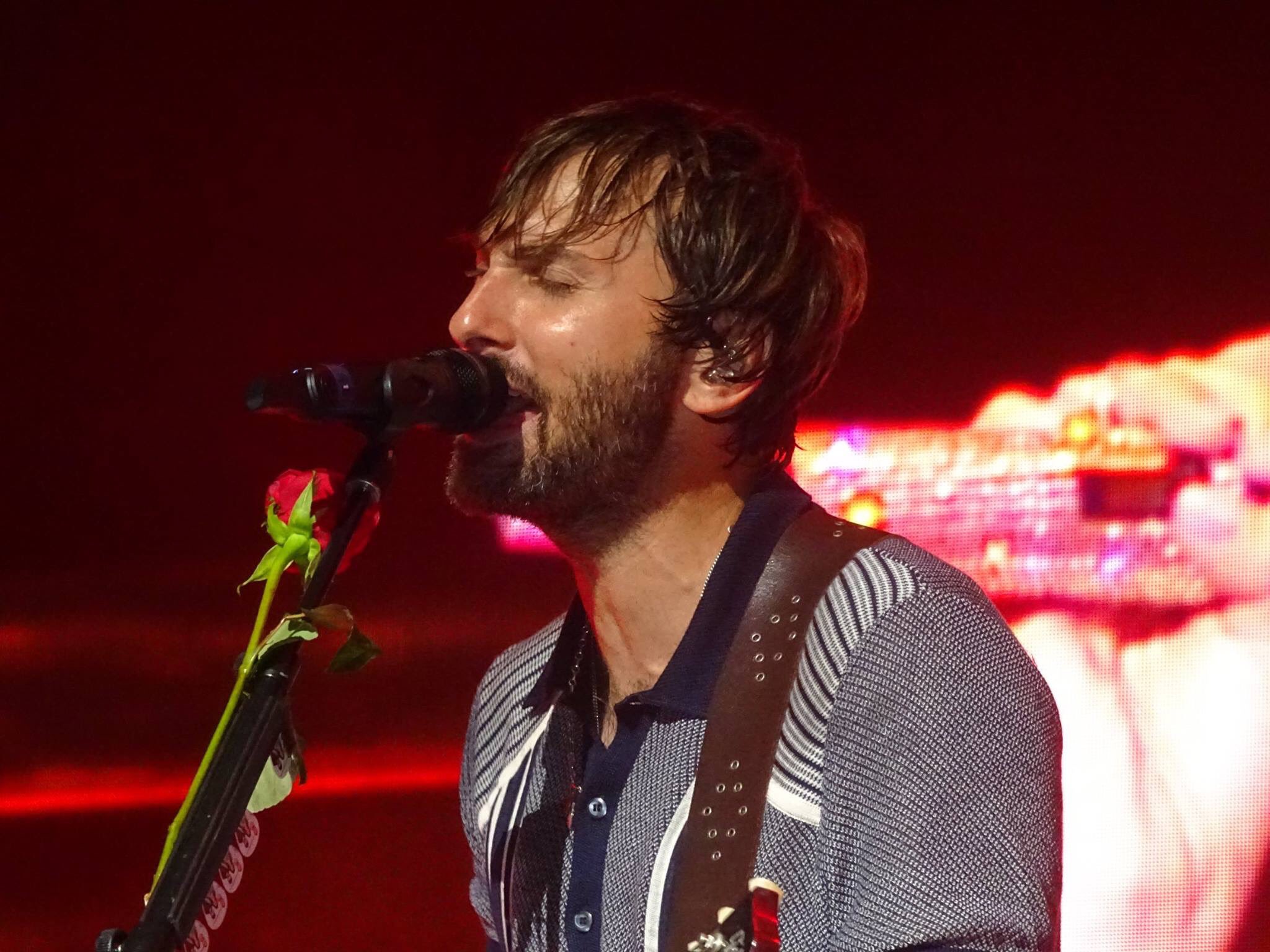 Happy Birthday to Dave Haywood from One of my favorite artists. Thanks for making awesome music! 