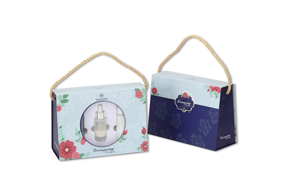 GreenSpringCK's tweet image. Portable cardboard box for cosmetic