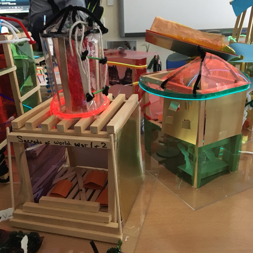 OurHutUK's tweet image. Fabulous lit-up heritage kiosks for #futurebrixton by Year 5 @CCBrixton - so many ideas to help people learn about #Brixton - library, Caribbean meeting place, Windrush museum, windmill, time travelling tunnel ...