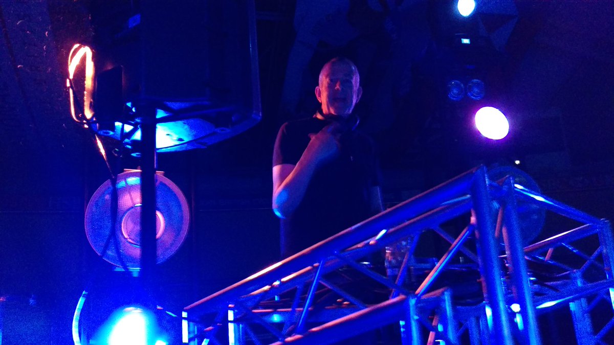 tourdemanc's tweet photo. Legendary hacienda DJ giving it large #MancVelofest https://t.co/Sfen5VYxIa