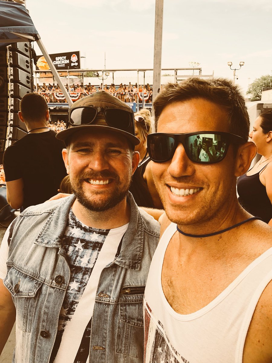 So great meeting <a href="/markpantoni/">Mark Pantoni</a> yesterday backstage at <a href="/923WCOL/">92.3 WCOL</a> Red, White, and Country! I’m a proud Buckeye Alumnus O-H!!