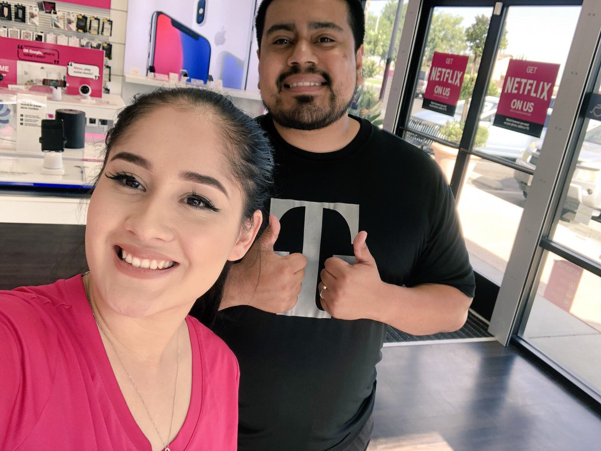 AbbyGBaby23's tweet photo. Join me in congratulating my newest RSM for Shafter Ca @_Mnunez40 !!!! Thank you for all your hard work. You’re the true definition of #HardWorksPaysOff #CVSIsTheBest @isaac2691 @nazarma @RealEWInc https://t.co/BQ7BWYeImR