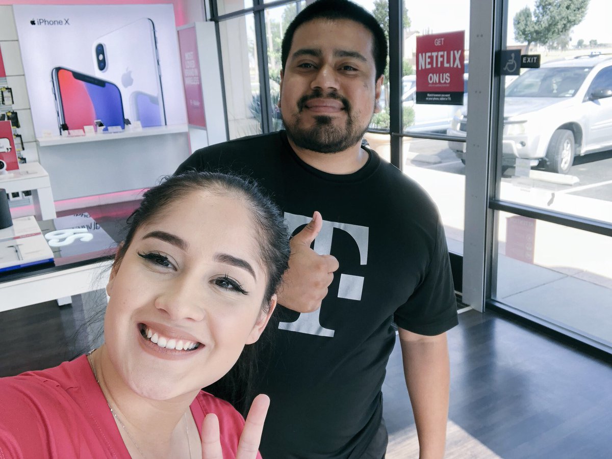 AbbyGBaby23's tweet photo. Join me in congratulating my newest RSM for Shafter Ca @_Mnunez40 !!!! Thank you for all your hard work. You’re the true definition of #HardWorksPaysOff #CVSIsTheBest @isaac2691 @nazarma @RealEWInc https://t.co/BQ7BWYeImR