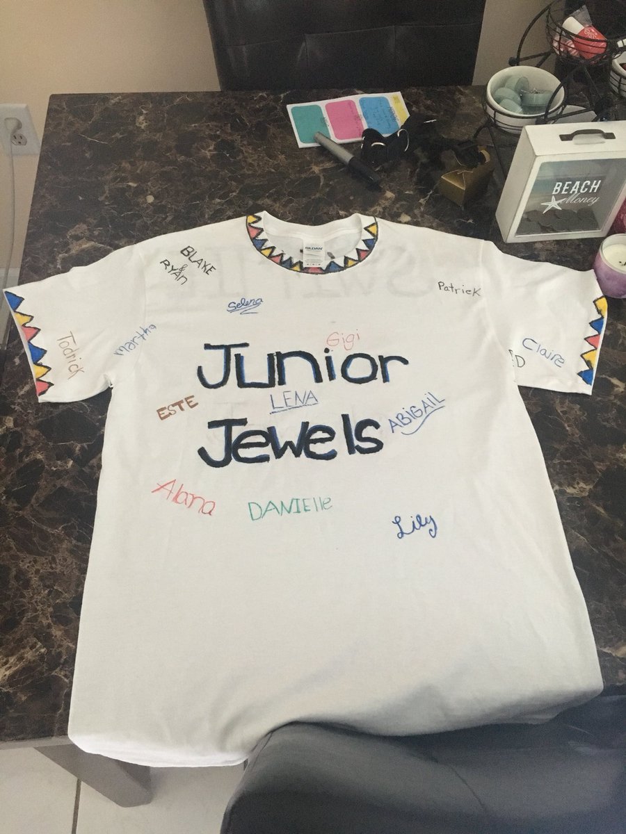 _cruelsummer13_'s tweet photo. @taylorswift13 I am no artist but I am proud anyway!! #taylornoticesteph2018 #13always #tattooinyourhonor #marryme? #illsettleforfriends #actuallyjustameeyandgreet #June28th ❤️❤️❤️❤️ @GilletteStadium @Camila_Cabello @charli_xcx https://t.co/utzklK2bb8