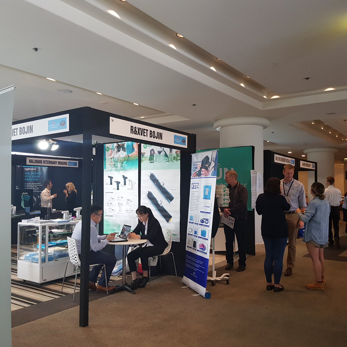 anzcvs's tweet photo. Thank you to our industry exhibitors who we couldn't run Science Week without! Chat to them on the ground floor and first floor of the QT Hotel #scienceweek18 #ausvet https://t.co/4QLVZnkxWn