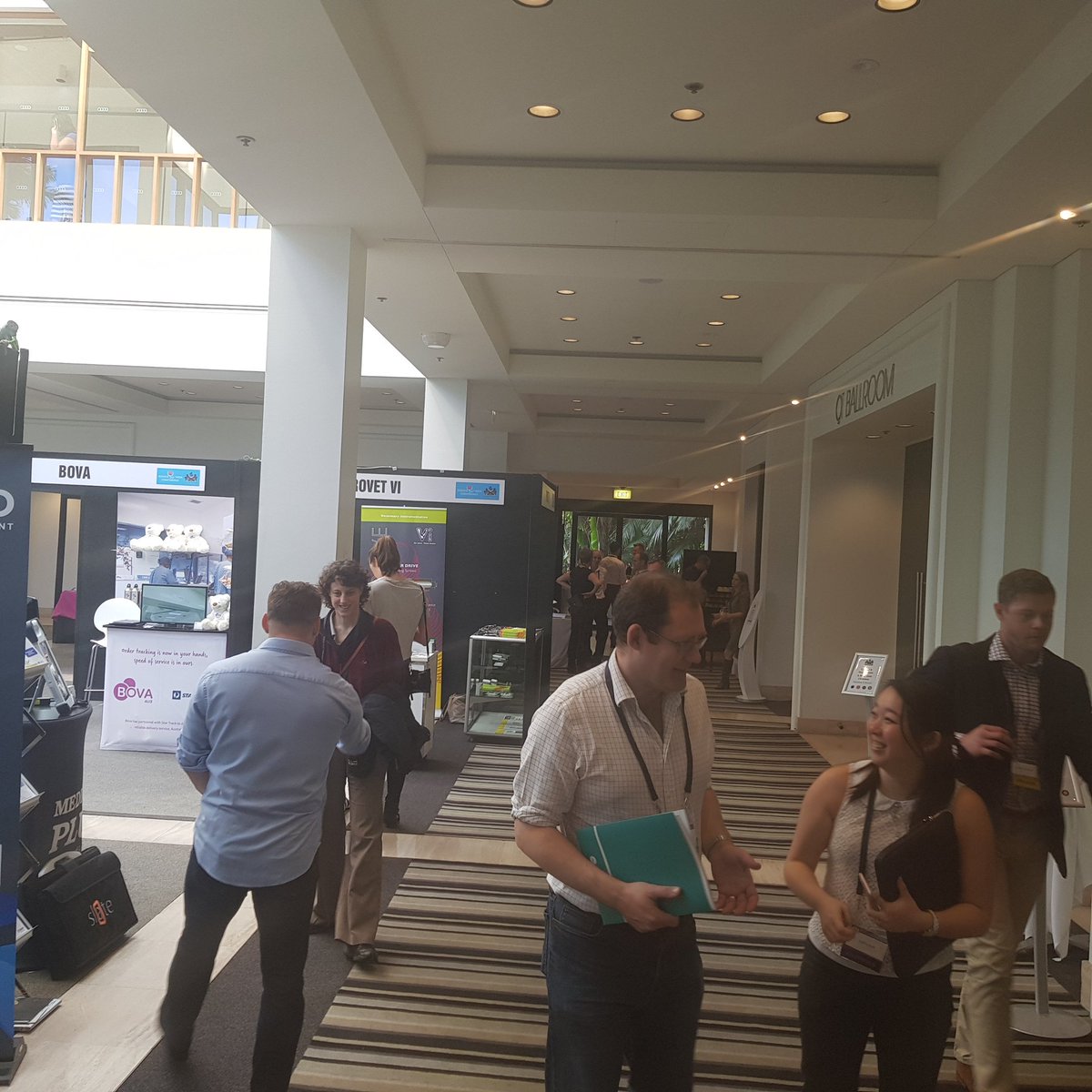 anzcvs's tweet photo. Thank you to our industry exhibitors who we couldn't run Science Week without! Chat to them on the ground floor and first floor of the QT Hotel #scienceweek18 #ausvet https://t.co/4QLVZnkxWn