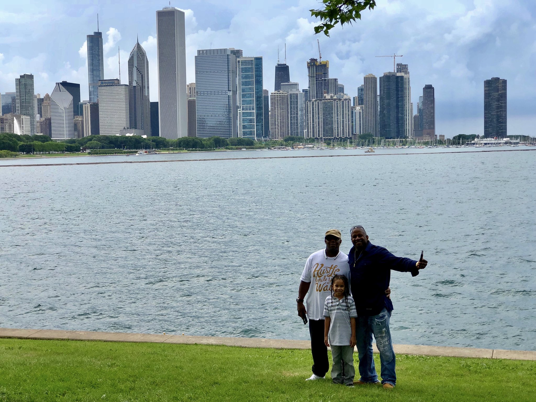 Damn I’m loving my Chicago. Here on the Lakefront with my oldest Son & Big brother Dre. Priceless https://t