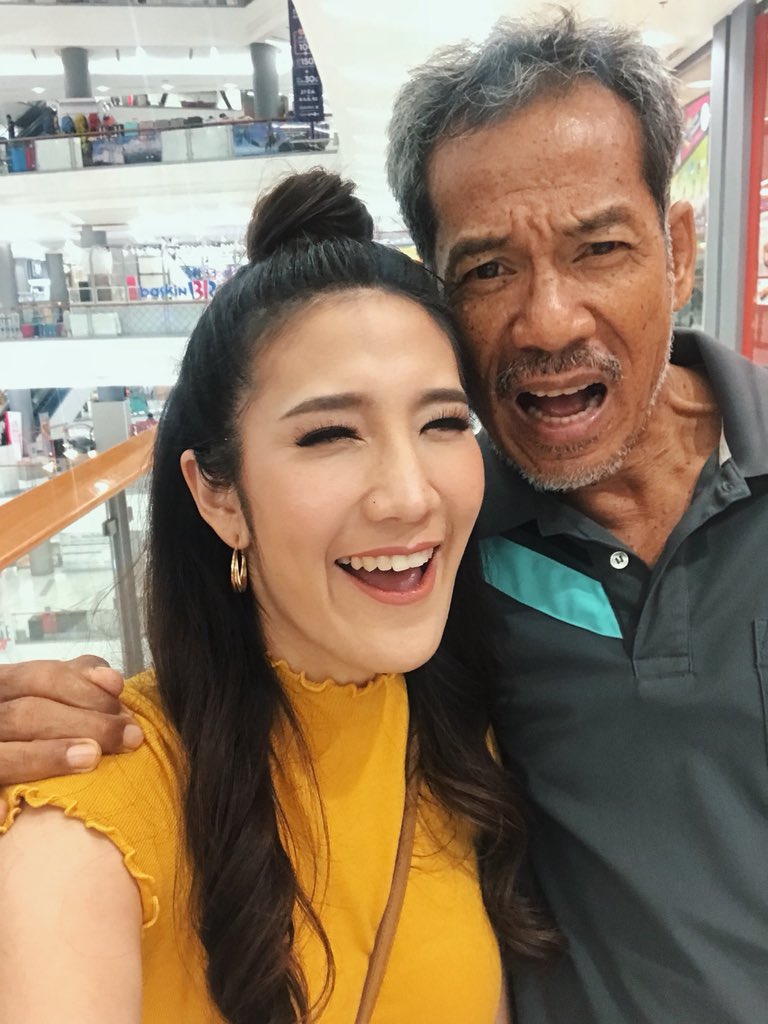 Eng_afternoonz's tweet image. ไม่ขออะไรมากแค่ตื่นมาพร้อมกับแรงจะไปต่อทุกวันก็พอ :)
เมื่อวานส่งพ่อกลับไปเข้าถ้ำเรียบร้อย เจอกันอีกทีพร้อมน้องๆเลยนะพ่อ! ✌🏻