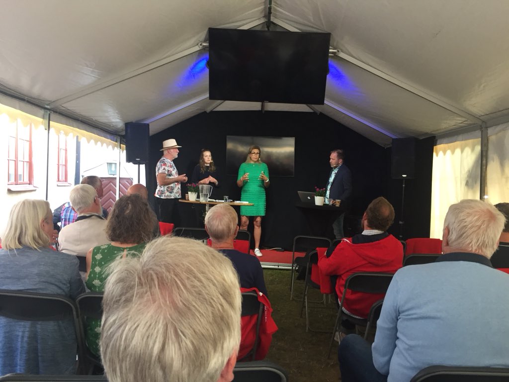 Snart är det EU- val, men den internationella aspekten har saknats i Almedalen - Erikas Jangen <a href="/primesweden/">Prime Weber Shandwick</a> under årets sista Dagens Snackisar #Almedalen18 #NowaKomm <a href="/tidningenresume/">Resumé</a> @novus_se