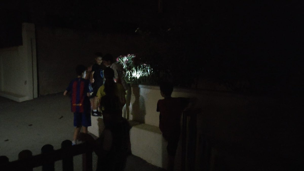 carmelitestgn's tweet photo. #ADMTWC #CAMPUSC ahir activitat nocturna al Campus d'estiu de l'escola!! Excel.lent iniciativa, gitada conjunta per passar-ho pipa i fer activitats! #VIUCARMELITES #ESTIUCARMELITES https://t.co/ml0StDt93C