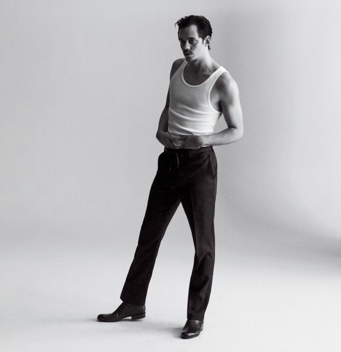 GifsOfSkarsgard's tweet photo. 2013 // 2018 https://t.co/sIQJOk0fa4