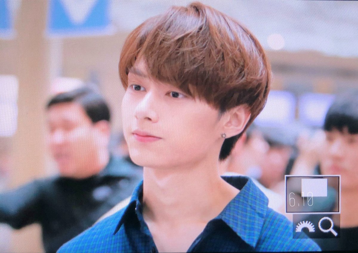 960610junhui's tweet photo. 180706 #세븐틴 #준 #준휘 #SEVENTEEN #JUN #文俊辉 💙 https://t.co/rnPkLKzVfr