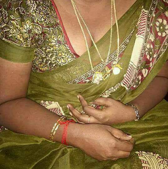 Sagunth10140124's tweet photo. Good mrng Nethu Married function Ponna https://t.co/wVE77vlooT