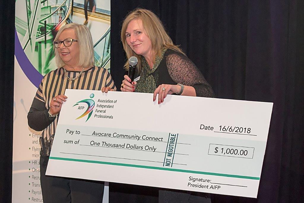 AvocareCC's tweet photo. Avocare were recently the recipient charity for the 2018 – AIFP Annual Funeral Industry Conference Gala Dinner event.
(The Association of Independent Funeral Professionals' Annual Conference)
A successful night was had by all and big novelty cheque for the office! https://t.co/mtqhpBIrmr