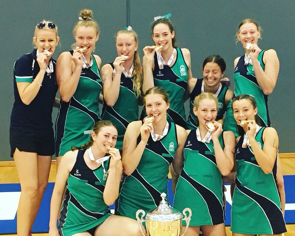 netball_mfac's tweet photo. Congratulations to this wonderful group of young ladies, we could not be any prouder!! Back to back QISSN Champions!! 🏆💙💚🎉#qissn2018 #proudesttobeflinders https://t.co/LXodnXJs01