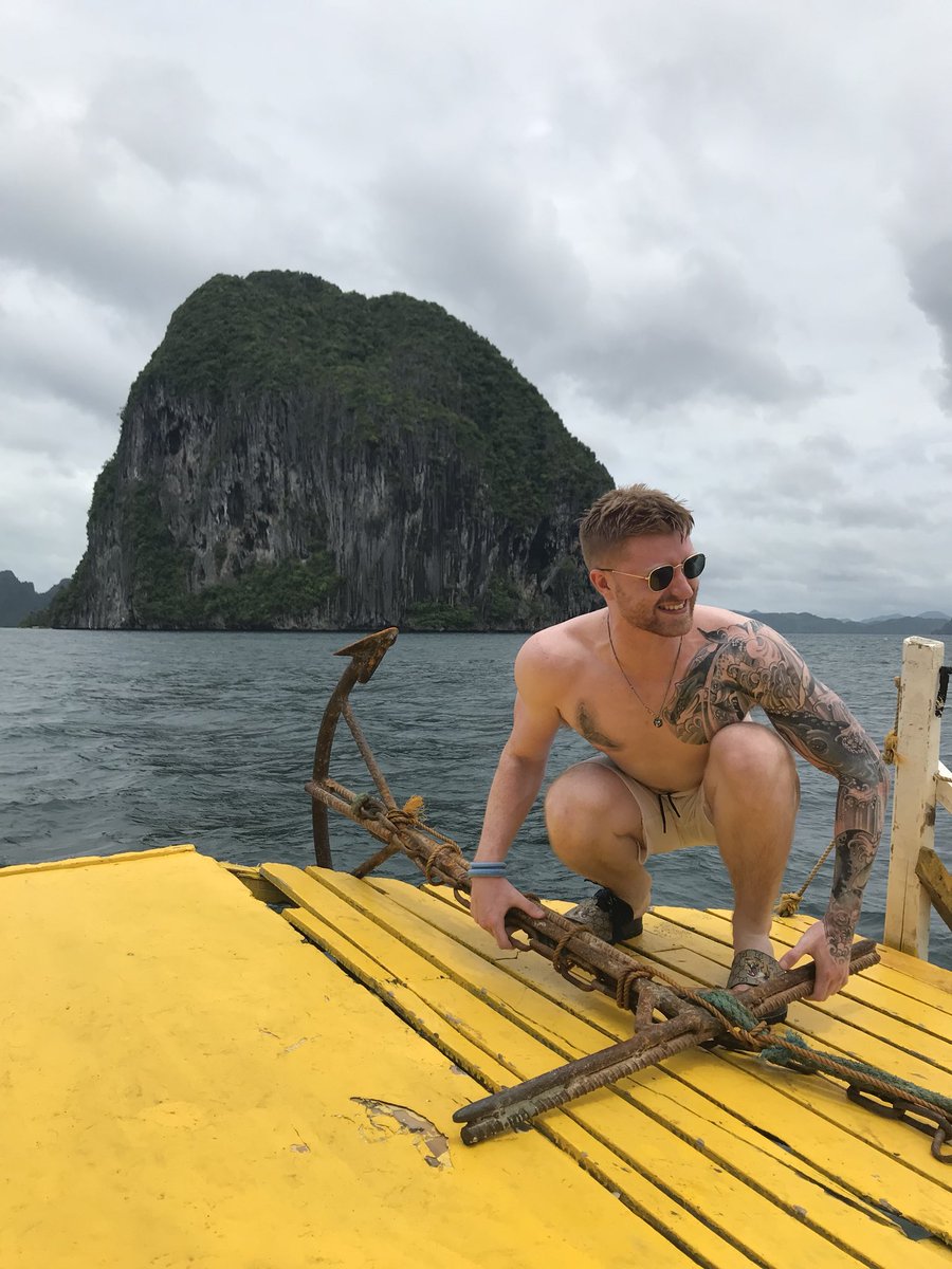 B0aty tweet picture