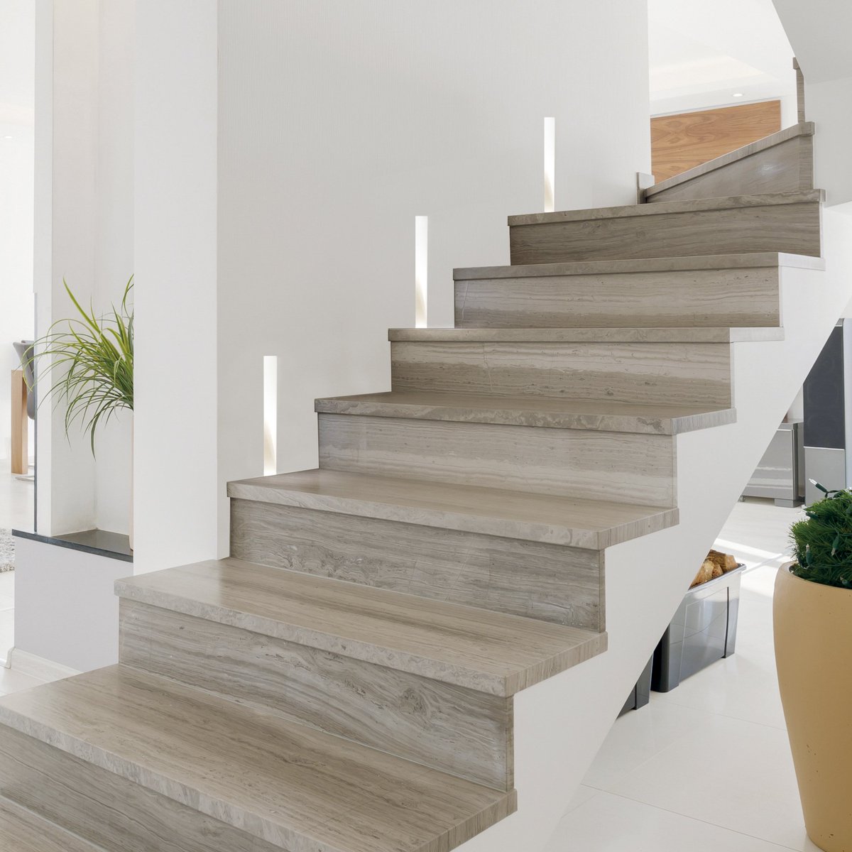 #StructuralCatalogue #Crismosil 
 ¡Nuevo catálogo de Structural!
 Ya disponible en versión PDF en nuestra web:
 bpmlighting.com/desc…/catalogos/STRUCTURAL.V4.pdf
 #BPMLighting #IluminaciónEstructural