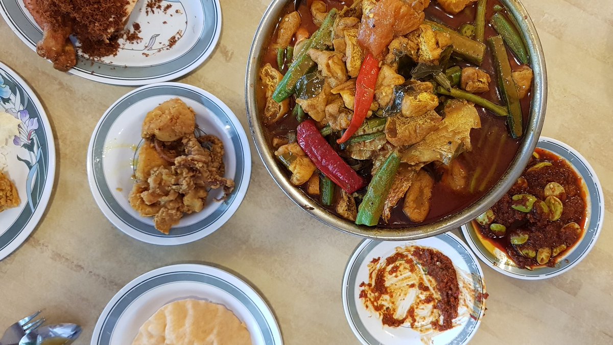 jsadiq's tweet image. Lunch! #sambalsedap