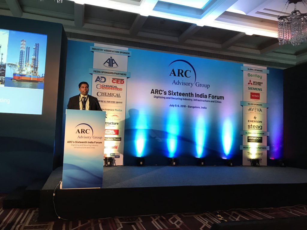 BentleyAsia's tweet photo. Ralph Dsouza addressing the delegates during the #ARCForum 2018 - India on how organisations can achieve #operationalexcellence through #ConnectedDataEnvironment.
#RealityModeling #AssetWise #CDE #Projectwise #ET #IT #OT https://t.co/SN2YYAxhtX