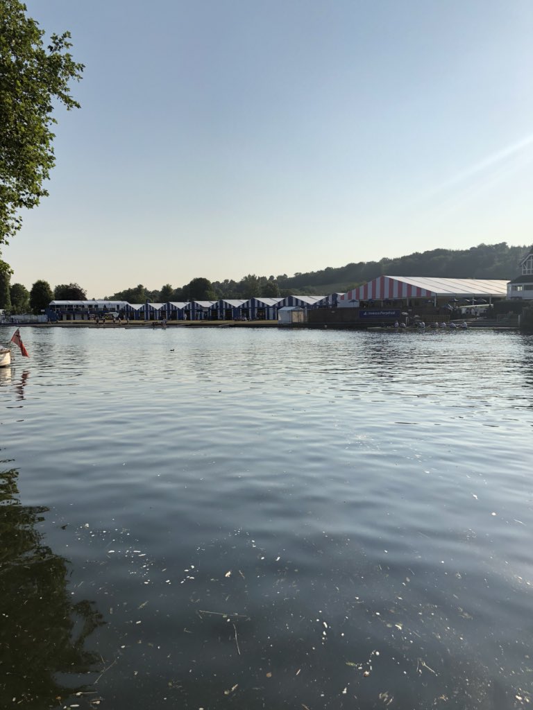 MMRC76579252's tweet photo. Morning outing before the race. Montclair v Cork at 9.30am today. 4.30am EST if you’re awake in Montclair. Let’s go! https://t.co/UwpipnWmpe