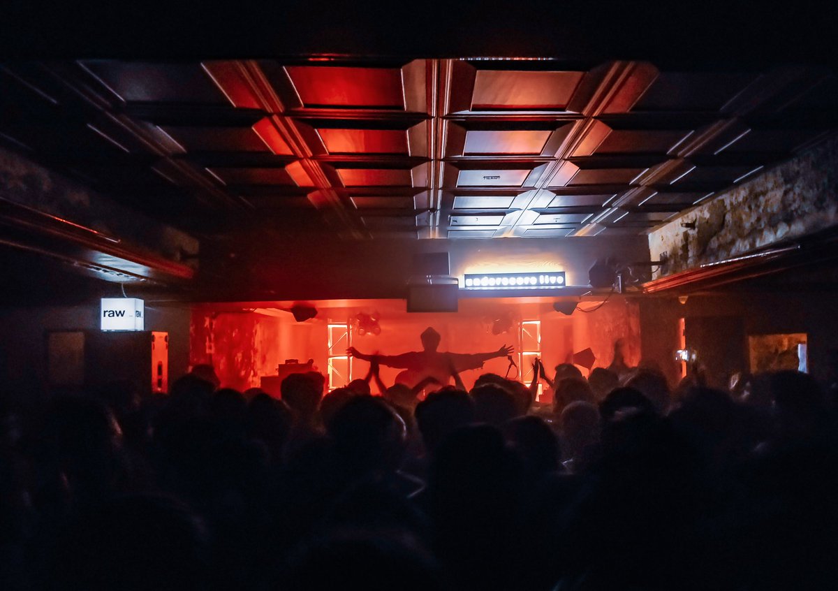 Had an amazing time last night at Auro. Thanks to <a href="/_rawlive/">Raw Live</a> @WorkerBeeProd