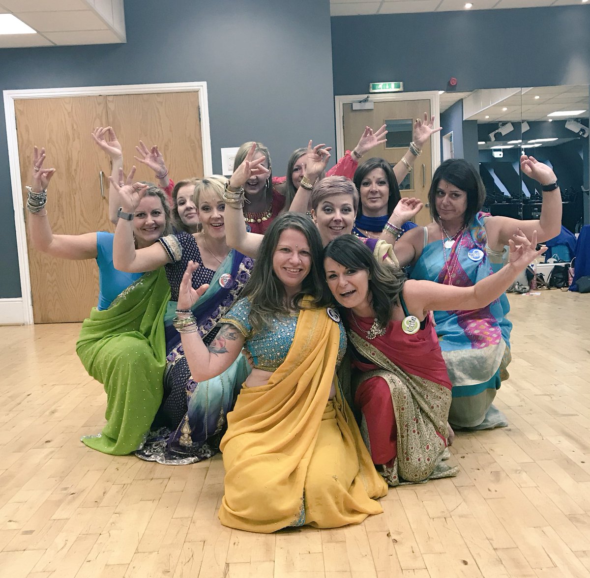 LeahCheerCo's tweet photo. Had a bolly-licious afternoon with Vicki and her #bollywood babe #hens 

@CheerleadingCo #Edinburgh #cheercohens #henparty #danceparty #henweekend #teambride #tccfamily #Bollywood #bollywooddance https://t.co/UfPEKzpnlU
