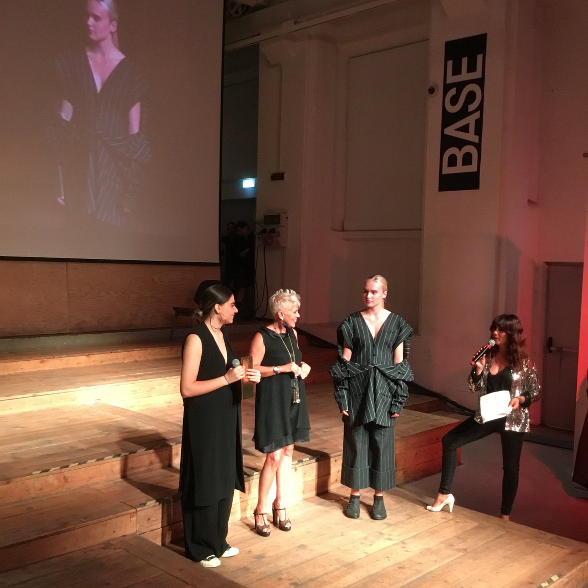 iskooldenim's tweet photo. ISKO I-SKOOL™ 5 Grand Finale: Winner of the Lectra Award, of the #DenimDesignAward, Maria Capellaro from @NABAMilano. #iskooldenim #iskool5 #iskool5final https://t.co/SsNJH5UBe2