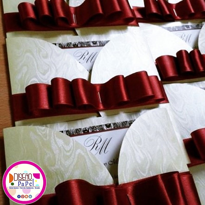 tarjeteriadp's tweet photo. #Tarjeteria 💌 totalmente personalizada.
#invitaciondeboda ¡Contáctenos! ☎+58.212.263.4755 aliadodisenopapel2@gmail.com
#weddinginvitation #invitacionesboda #invitacionesdeboda #invitacionescreativas #tarjetasparabodas #matrimonios #invitacionesmatrimonio #weddingcards https://t.co/lDHTVBYdTQ