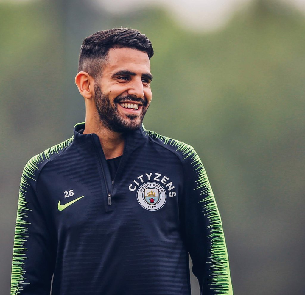 Рияд марез. Рияд Махрез. Mahrez 2022. Riyad Mahrez футболист. Mahrez 26.