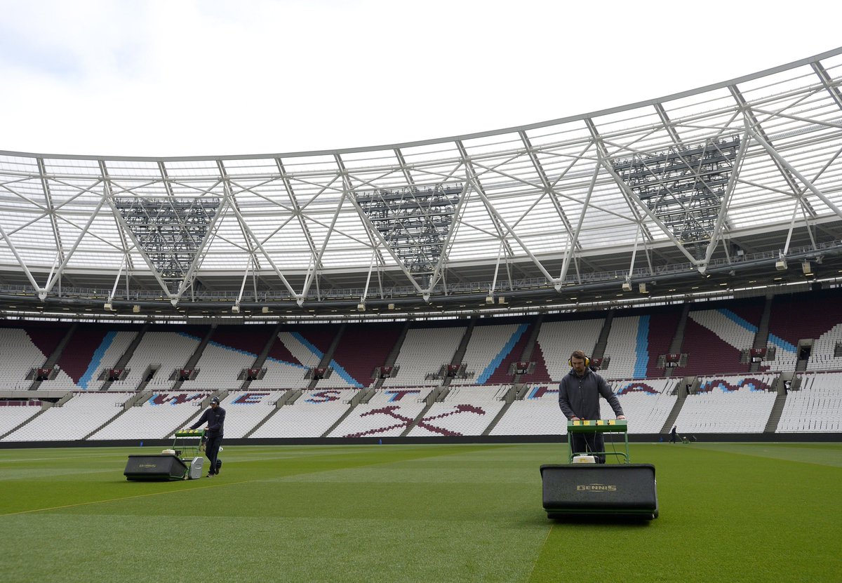 LondonStadium's tweet image. We're on the lookout for an apprentice groundsman to join our team. Fancy becoming part of the best grounds team in the country? 

Applications are open here: po.st/FCrRcj #JobsinSport