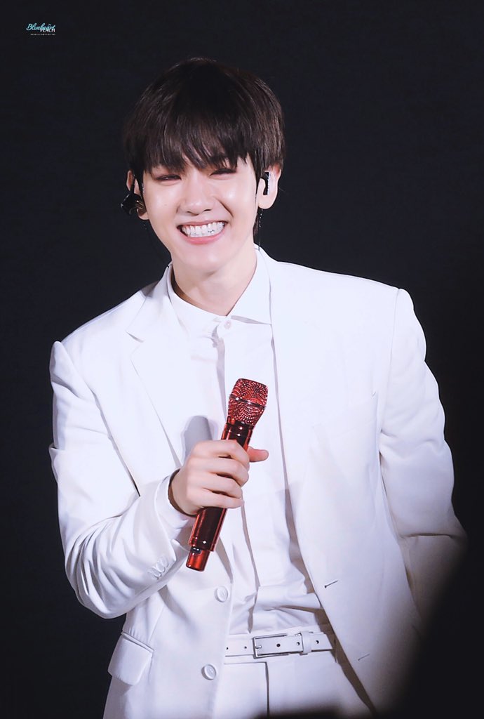 luz_B0506's tweet photo. เนี่ยย ยิ้มแบบนี้แล้วกุจะไปไหนรอดวะ/ตกหลุมรักรอบที่เท่าไหร่ไม่รู้จำไม่ได้แล้ว(༎ຶ⌑༎ຶ) https://t.co/K5Ou711lBM