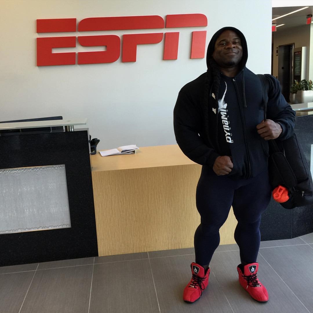 WeightliftingC's tweet image. #muscle #fit #fitgirls4life #aestheticsrevolution #squatsforall #fitnessgirlsworldwide #diethard #ifbbnorthamericans #powerliftingtraining #ï¬tgirlsguide