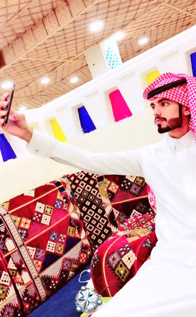 aattteee65's tweet photo. ما عاد لي خاطر اعاتب أي احد 
كلن على راحته وحي الله من سال

"
"

                #مساء_الخير 🌹✋🏻 https://t.co/tssHWKeoHX