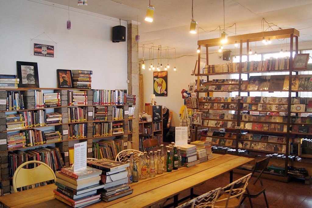 infobdg's tweet photo. Tempat Nyaman Buat Baca Buku dan Nugas di Bandung https://t.co/W1x4CI2Lum #infoBDG https://t.co/39PqFtPPeR