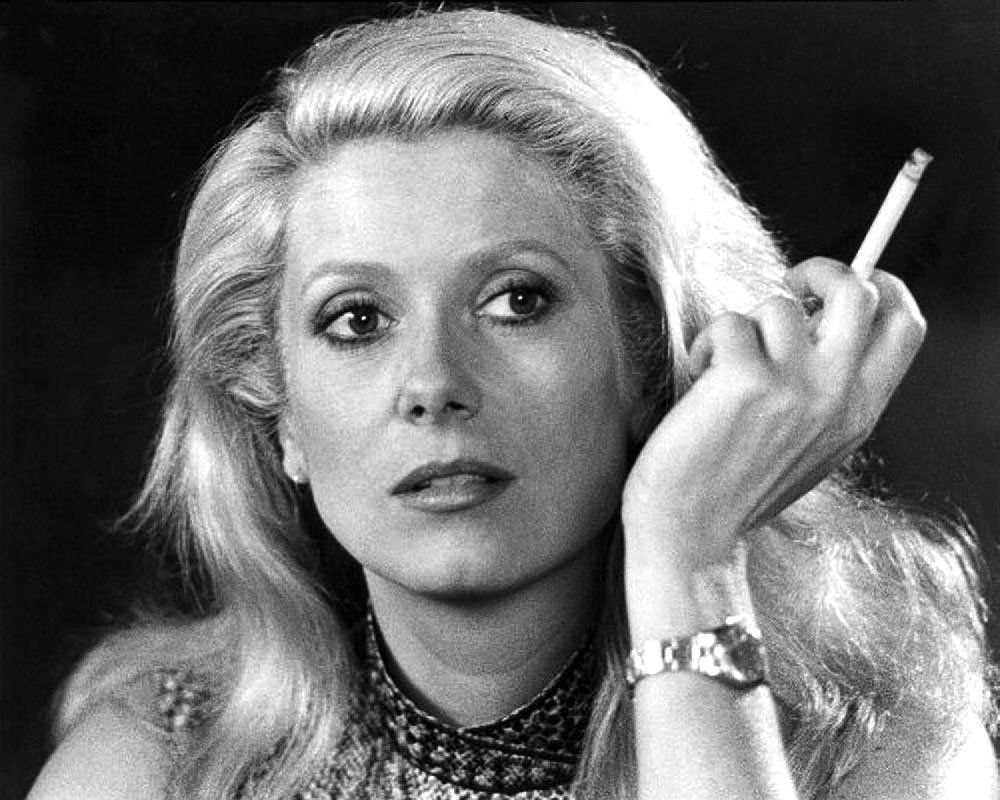 Distracted Film on X: GREAT ACTOR CLOSE-UPS: Catherine Deneuve.  t.coHFGe7eBPQ8  X