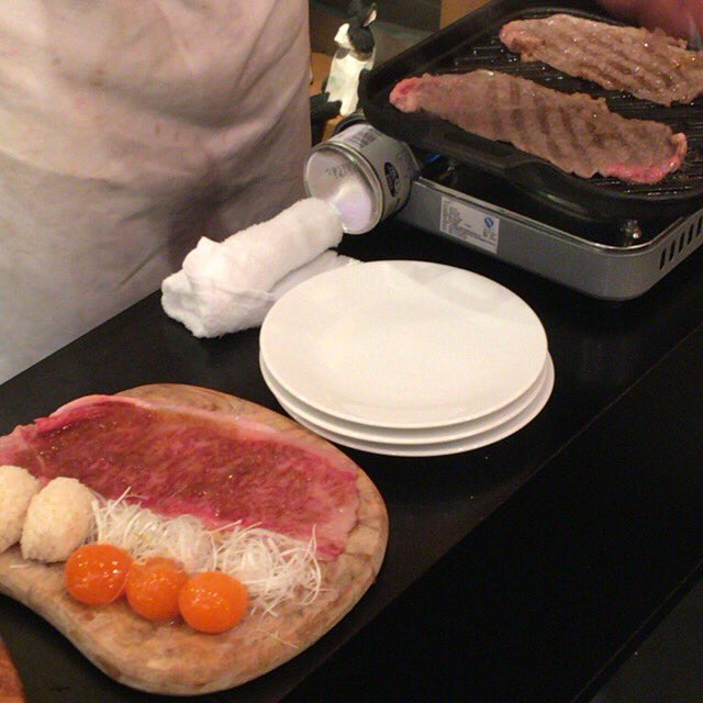 yoswht's tweet photo. ガンガン頼みました。
#theGoodMorning https://t.co/3rl6tqLGJk