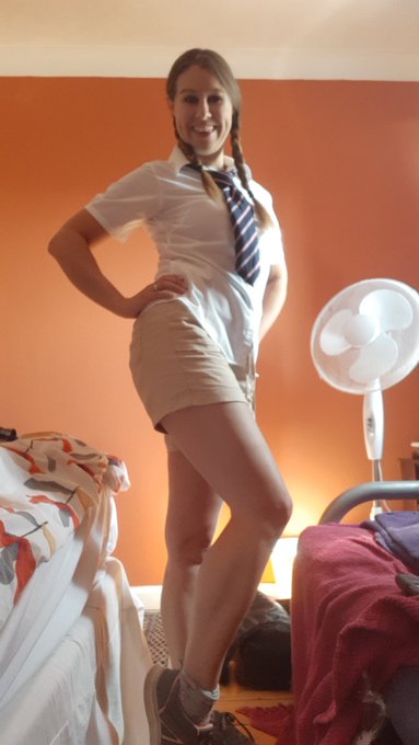 Do you reckon this is what people wear to safari school? #friskyfriday https://t.co/ayTXHEb8af<a href="/tag/friskyfriday"class="tags"><span>#friskyfriday</span></a>