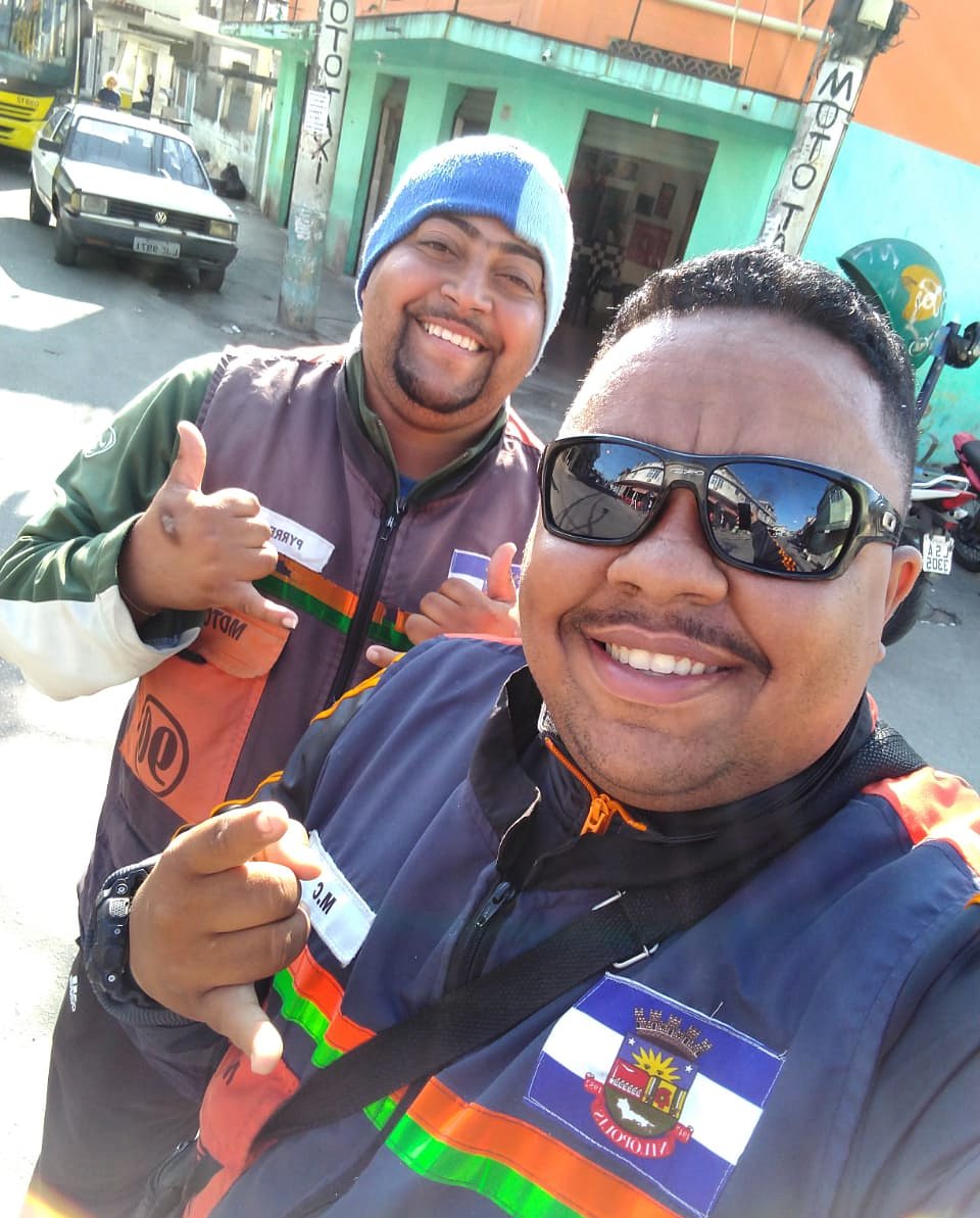 yagol099's tweet photo. A sexta feira é 13 mas a viagem é 4 !!!!!!
Vem sextouuuu !!!! 😎🛵💥
#buenosdias #chamaomc #chamaopyrreszin #terrordaconcorrência #terrordopodcast #mulherbonitanãopaga #mastambemnãosobenamoto #Deuséosegredo https://t.co/X3EjrPpT8w