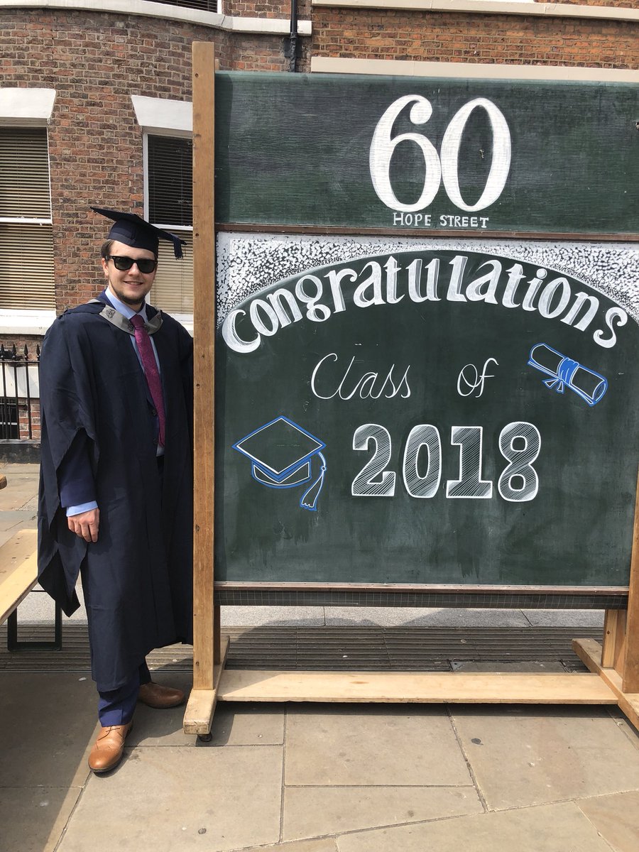 shellsouthern1's tweet photo. #LJMUgrad #ljmutlc18 Congratulations https://t.co/1CkizcAgk7