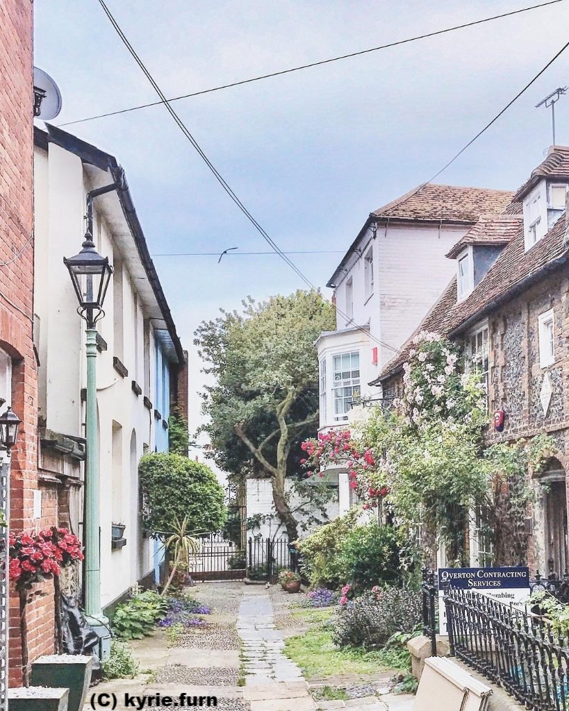 VisitKent's tweet image. A weekend exploring the beautiful seaside town of Broadstairs sounds like the perfect way to enjoy the sunshine! bit.ly/2IUkPHu