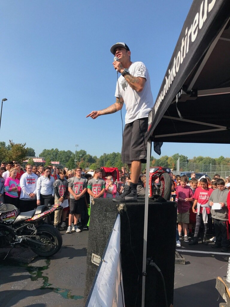 hopeoveramerica's tweet photo. Join us This Weekend in Columbus, OH!
Fri and Sat 6pm-930pm
Feat. @DecyferDown and @starboyscott Thesken Art and a City of Recovery Resources!
Dodge Park
667 Sullivant Ave
Columbus, OH  43215 https://t.co/fgTmruMr7s