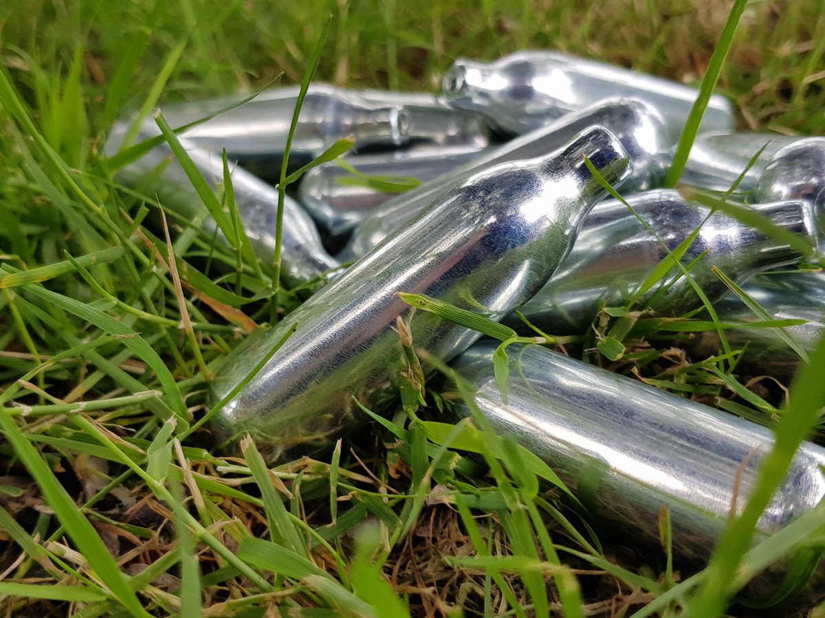 I've been all over  #Leicester &  #Leicestershire in recent weeks, and i'm frequently being asked 'What are the little metal canisters I keep seeing?'These are  #NitrousOxide chargers, and here's a few things it might be worth you knowing; #SaferSummer  #HarmReduction  #Drugs