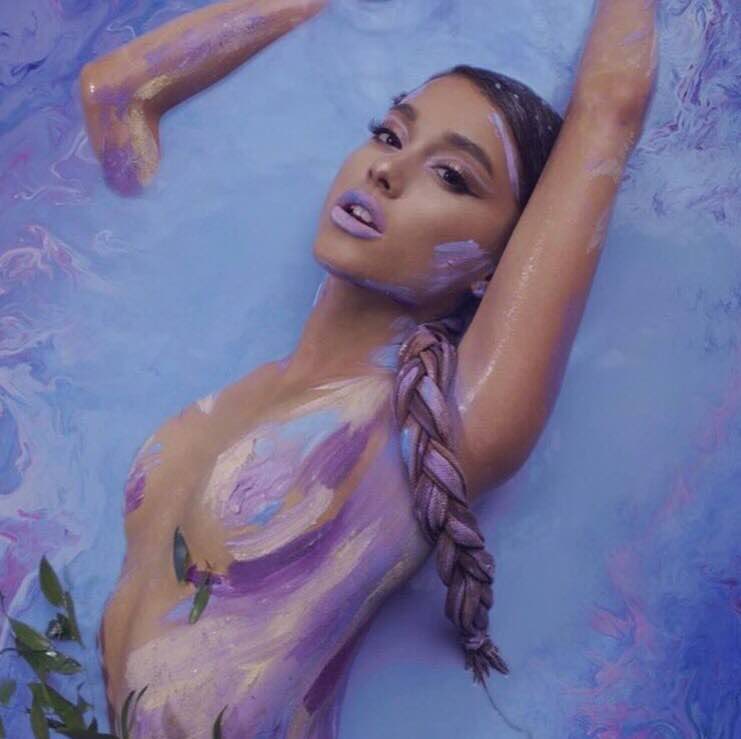 _call_me_mar_'s tweet photo. GOD EXIST AND SHE IS A WOMAN
๐๐๐๐๐๐๐๐ #GodIsAWoman #sweetener #sweetenerpreorder @ArianaGrande @FrankieJGrande https://t.co/qFTzdLqVxA