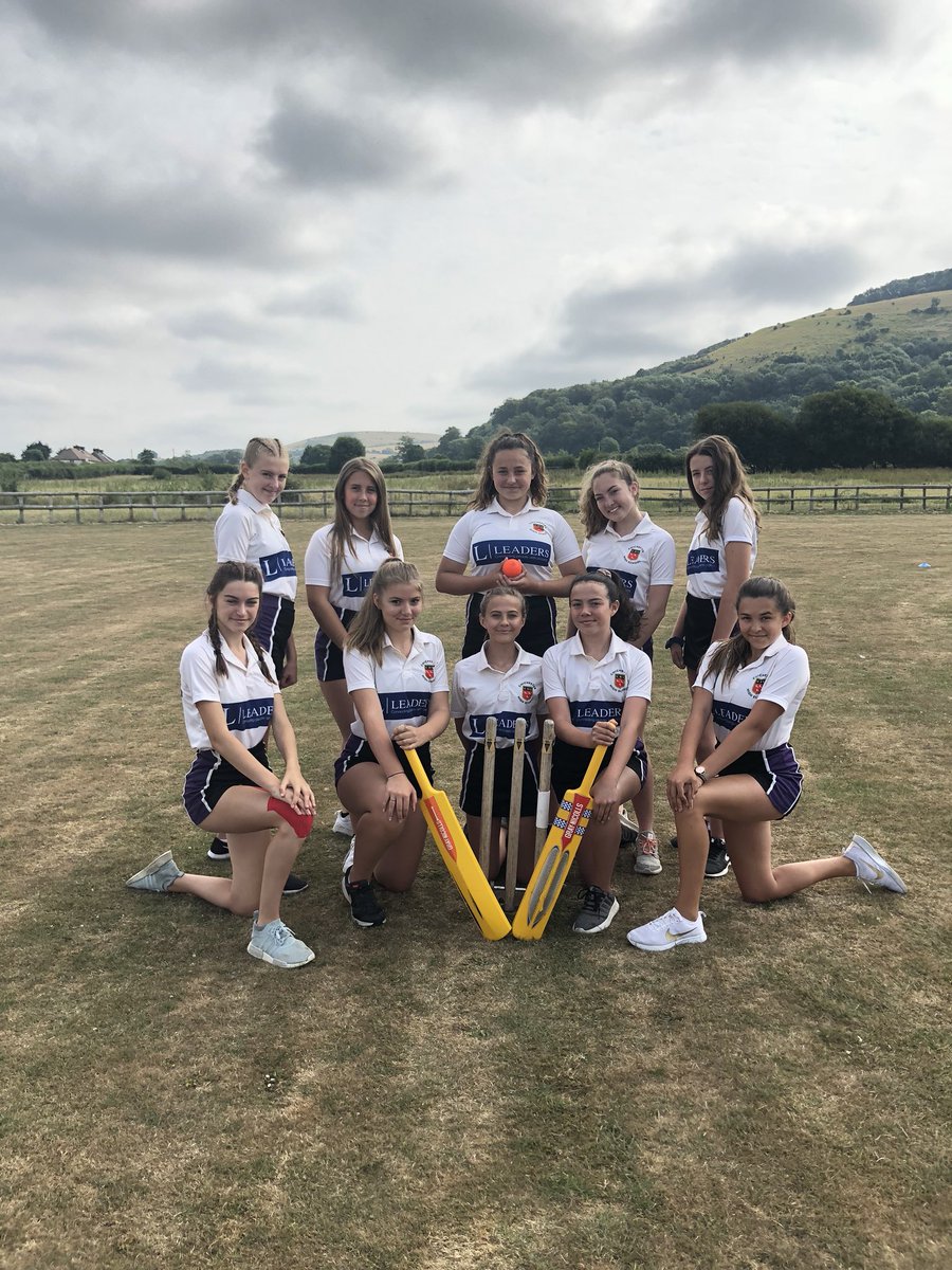 Thank you @SussexWomen for having us today for the CHANCE TO SHINE TOURNAMENT and <a href="/PoyningsCC/">Poynings CC</a> for hosting! ✨🏏✨ #thesegirlscan <a href="/ChiHighSchool/">ChiHigh</a> <a href="/ChiHighPE/">ChiHighPE</a>